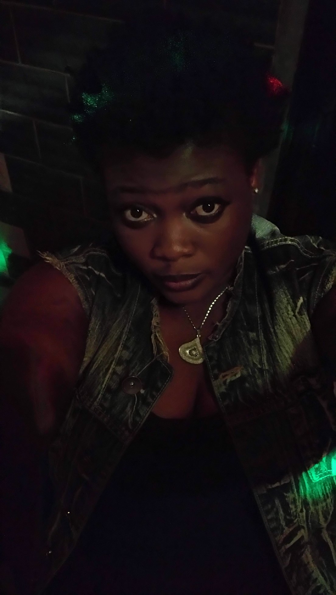 AKO VANDELISSIA MBENG