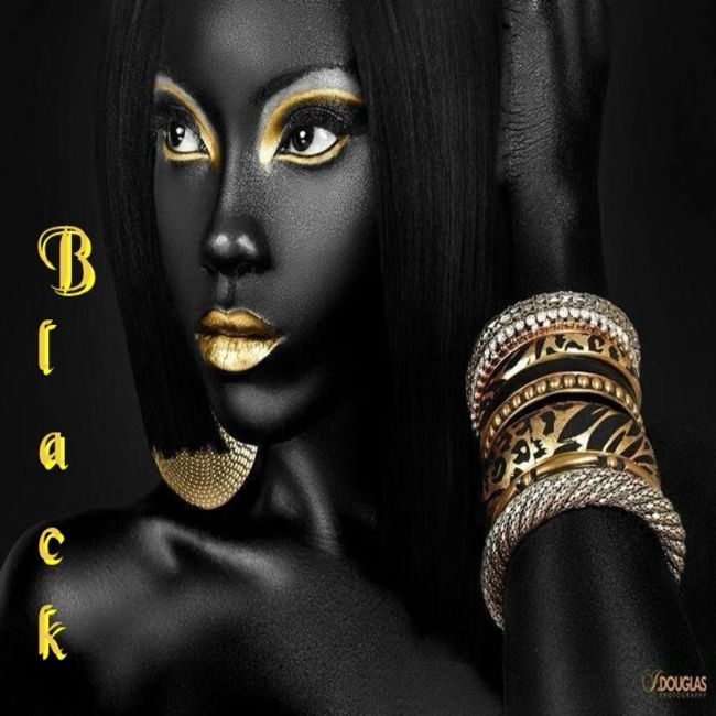 .â˜…*à®’ Black à®’*â˜…. ~....~