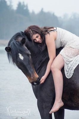 Sarah 8 NO BUY