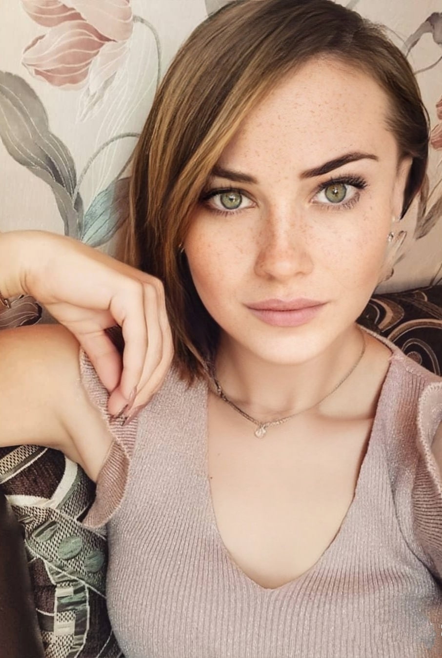 Emma ღᶫᵒᵛᵉ ᵧₒᵤ 777ּڝمٺۑْ